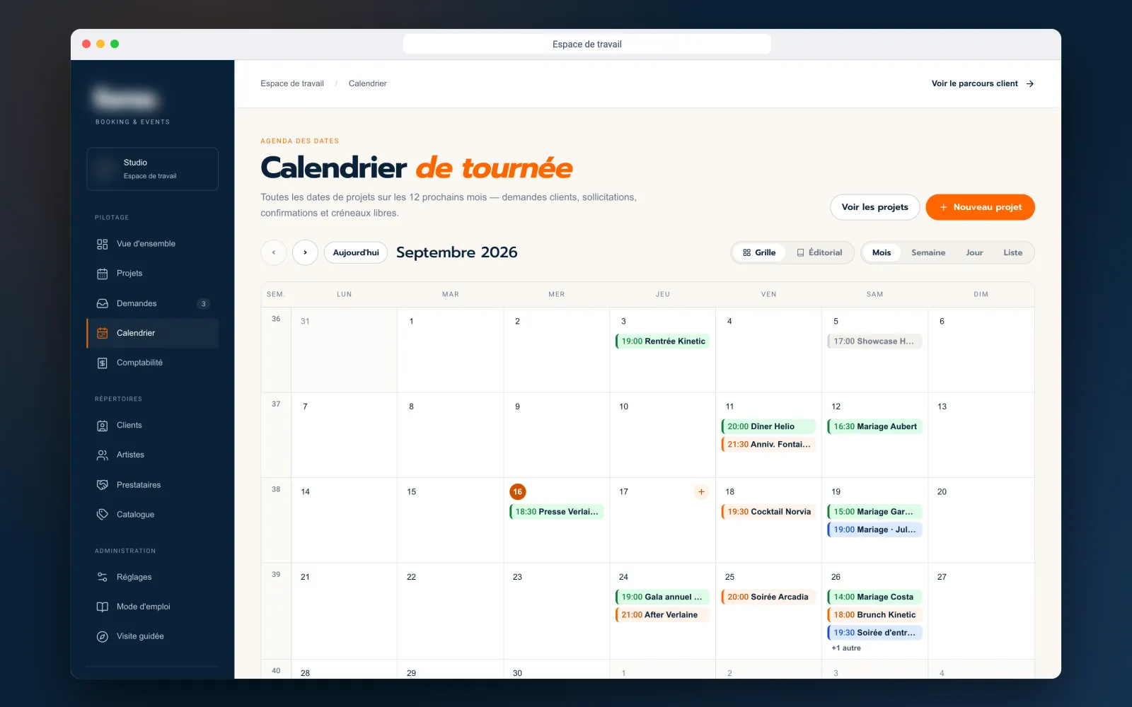 Calendrier mensuel des dates de projets par statut